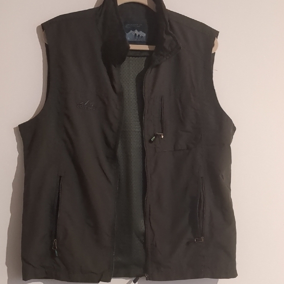 Other - Men's Olive Green Outdoor Vest